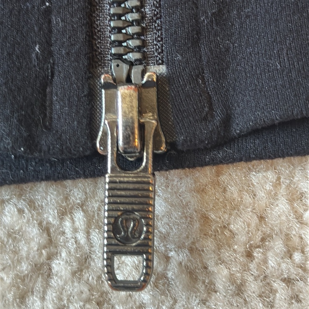 Black Lululemon Jacket - Picture 7 of 14